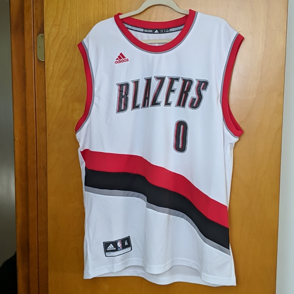 Damian Lillard Portland trailblazers jersey XL